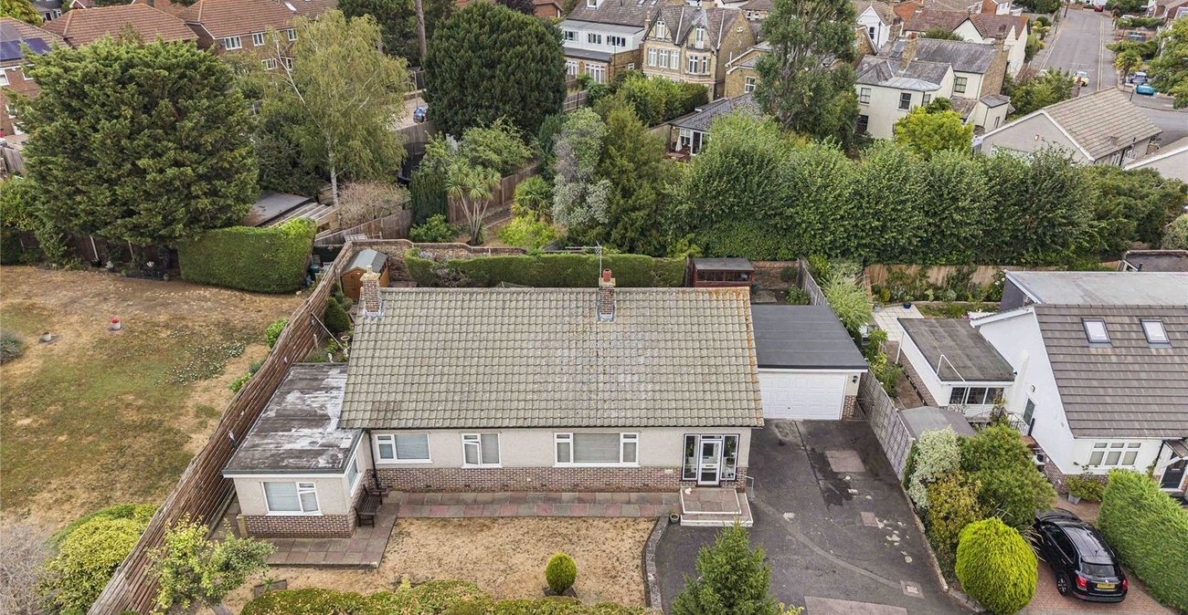3 bedroom bungalow for sale in Bexley | Robinson Jackson