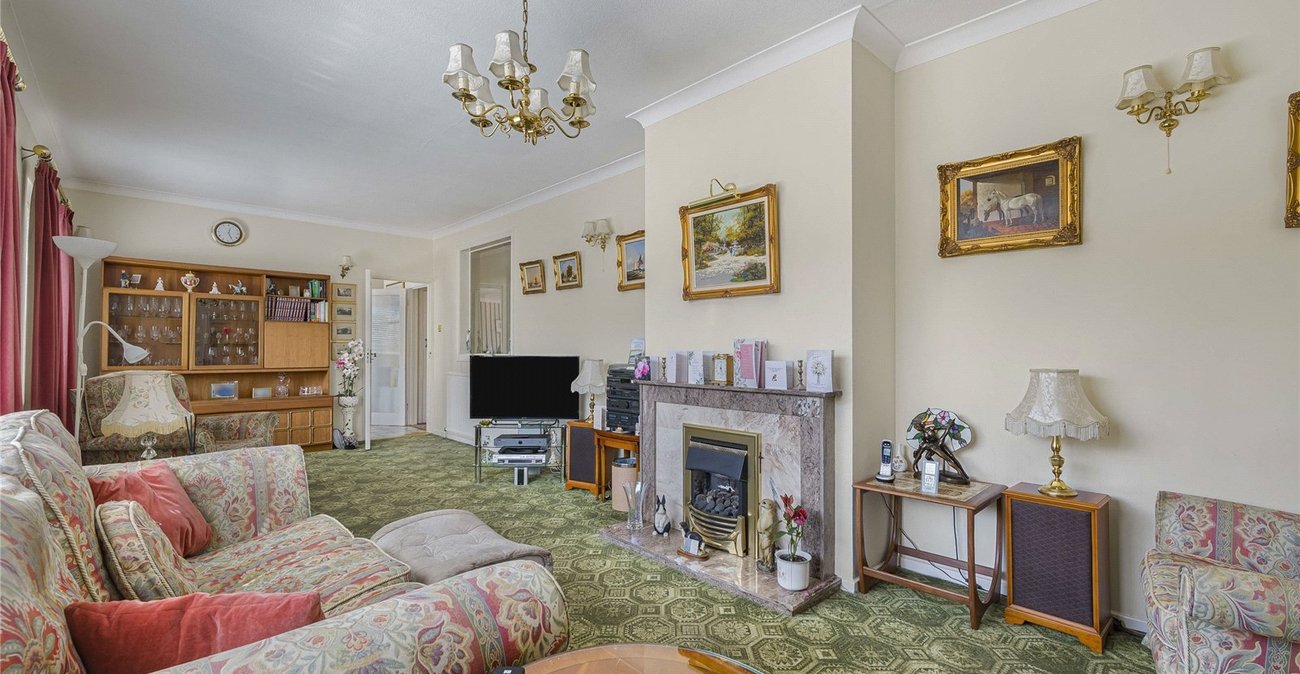 3 bedroom bungalow for sale in Bexley | Robinson Jackson