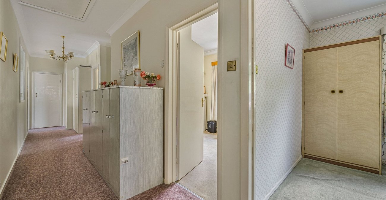3 bedroom bungalow for sale in Bexley | Robinson Jackson