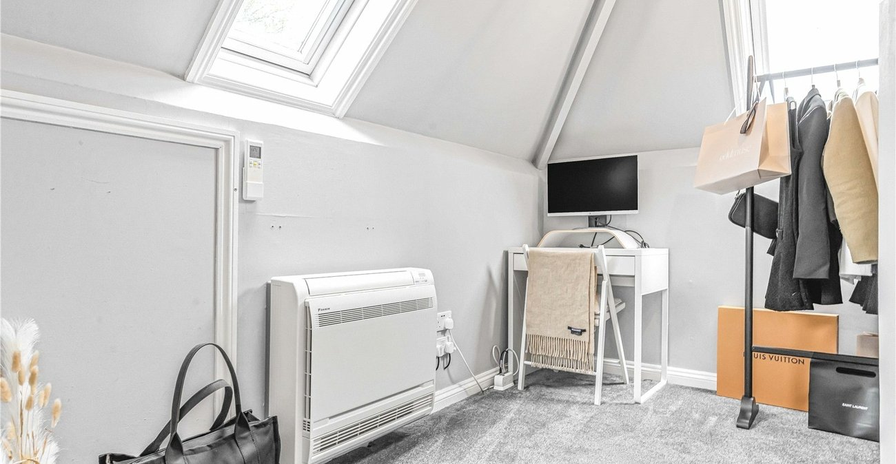 4 bedroom bungalow for sale in Bexley | Robinson Jackson