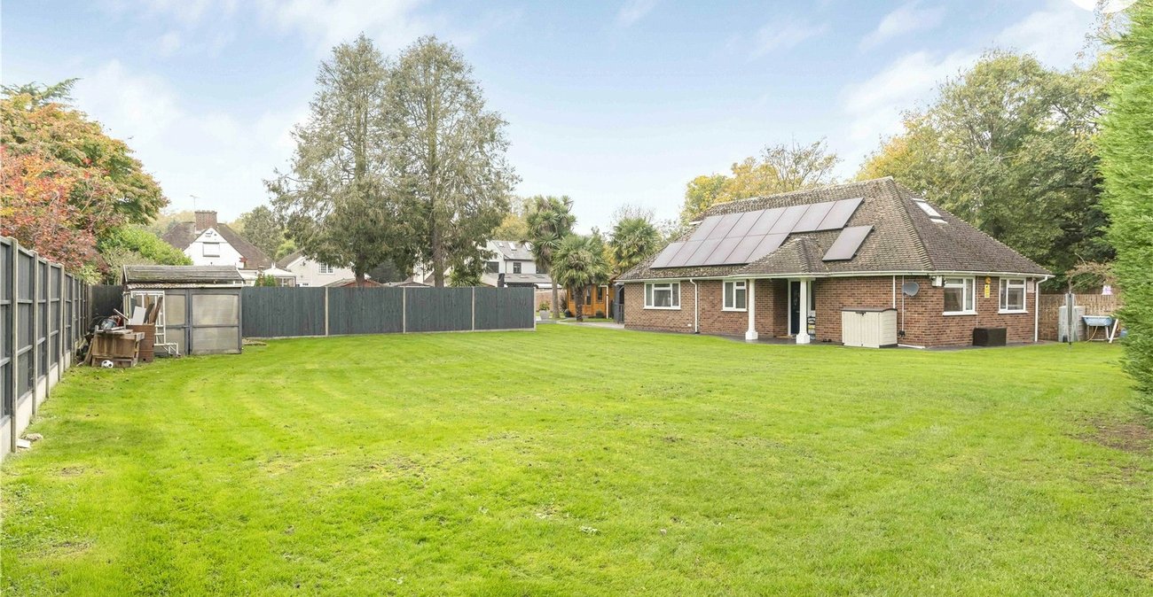 4 bedroom bungalow for sale in Bexley | Robinson Jackson