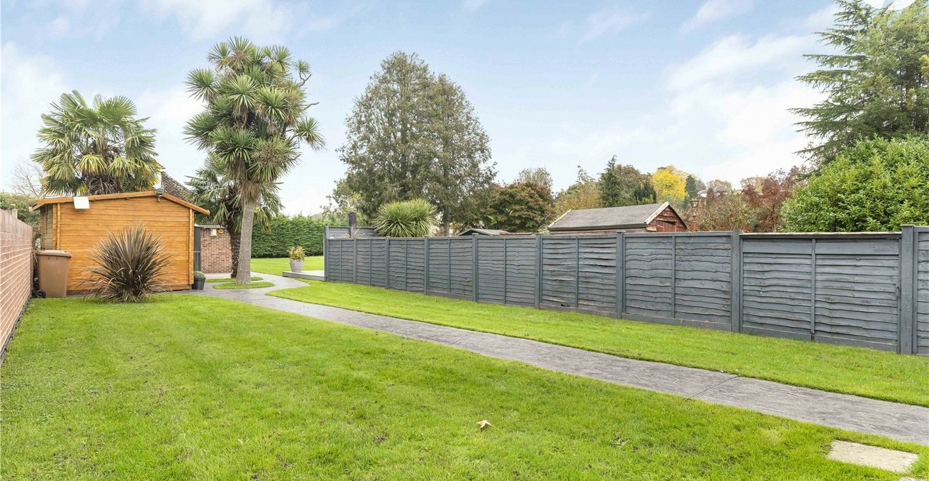 4 bedroom bungalow for sale in Bexley | Robinson Jackson