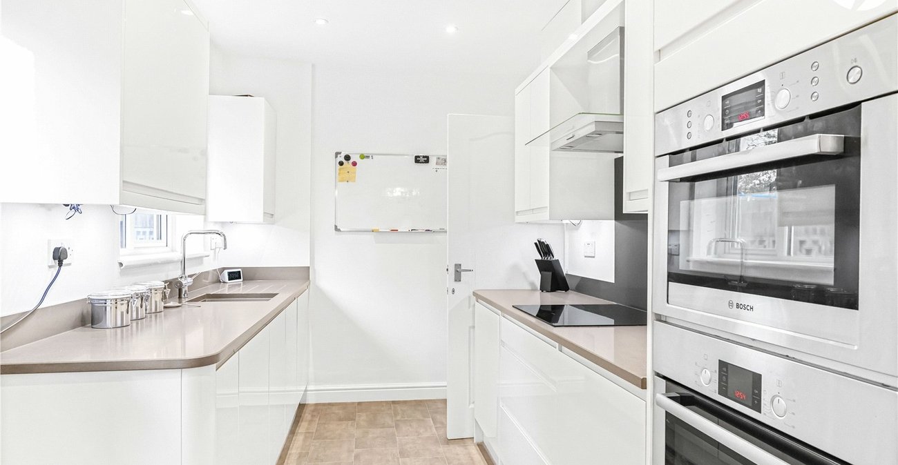 4 bedroom bungalow for sale in Bexley | Robinson Jackson