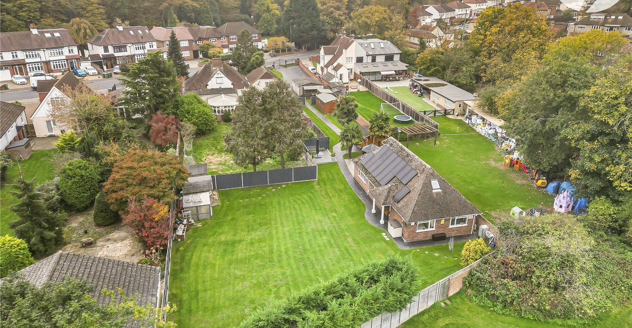 4 bedroom bungalow for sale in Bexley | Robinson Jackson