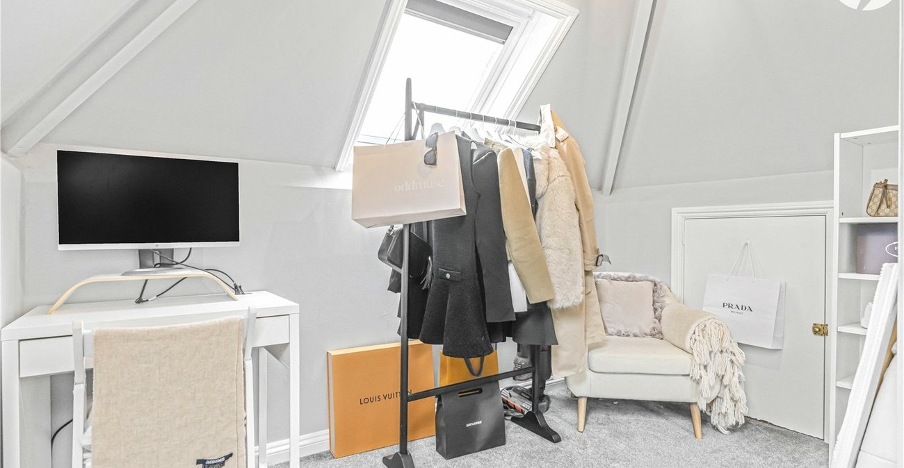 4 bedroom bungalow for sale in Bexley | Robinson Jackson