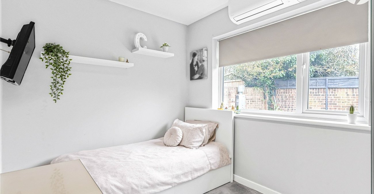 4 bedroom bungalow for sale in Bexley | Robinson Jackson