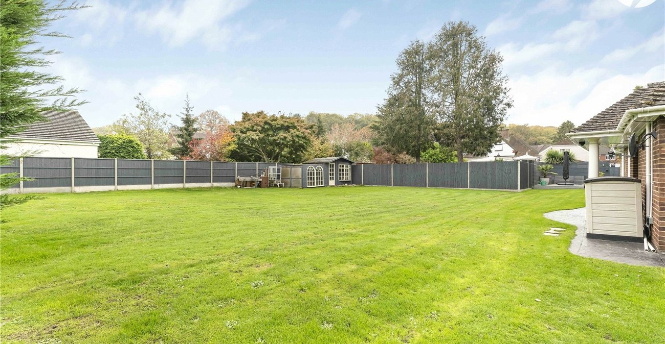 4 bedroom bungalow for sale in Bexley | Robinson Jackson