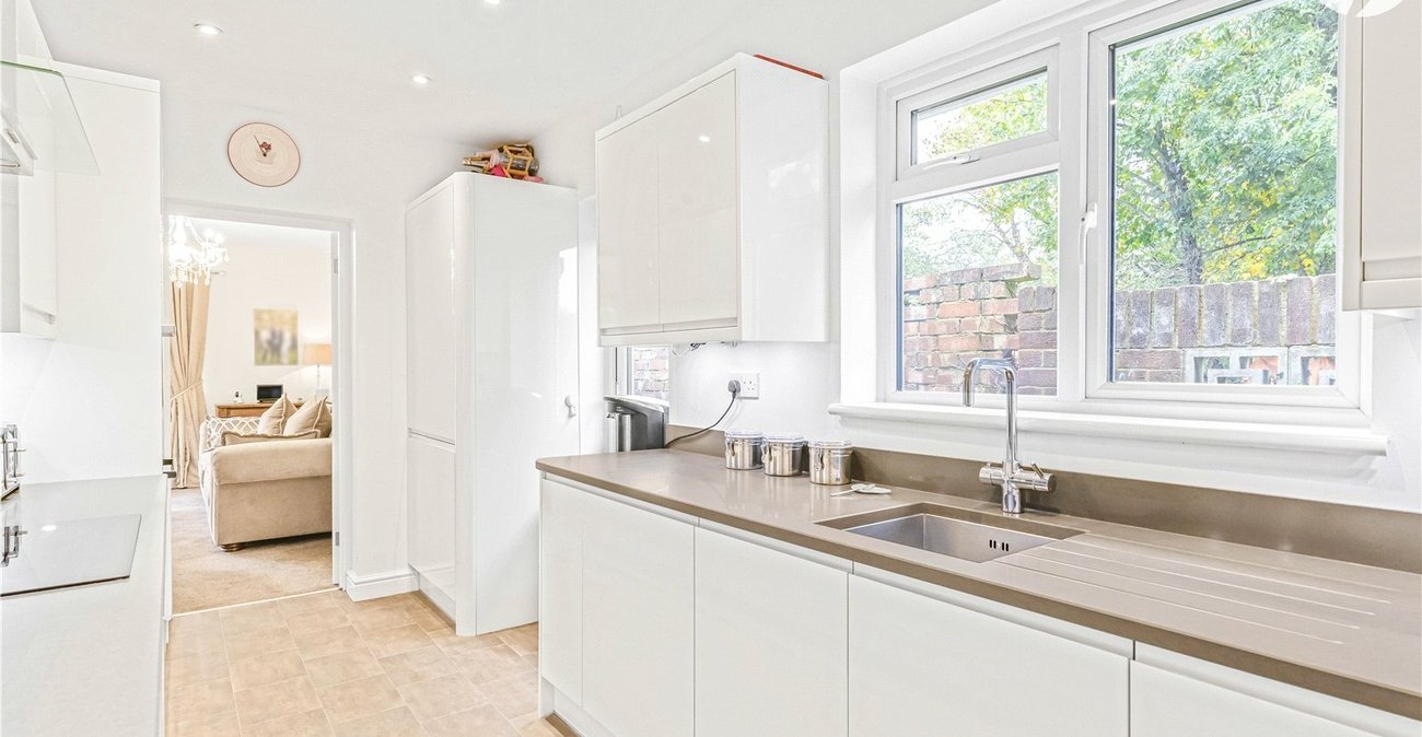 4 bedroom bungalow for sale in Bexley | Robinson Jackson