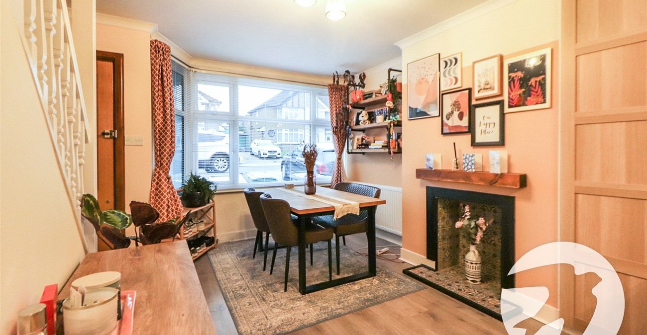 2 bedroom house for sale in Barnehurst | Robinson Jackson