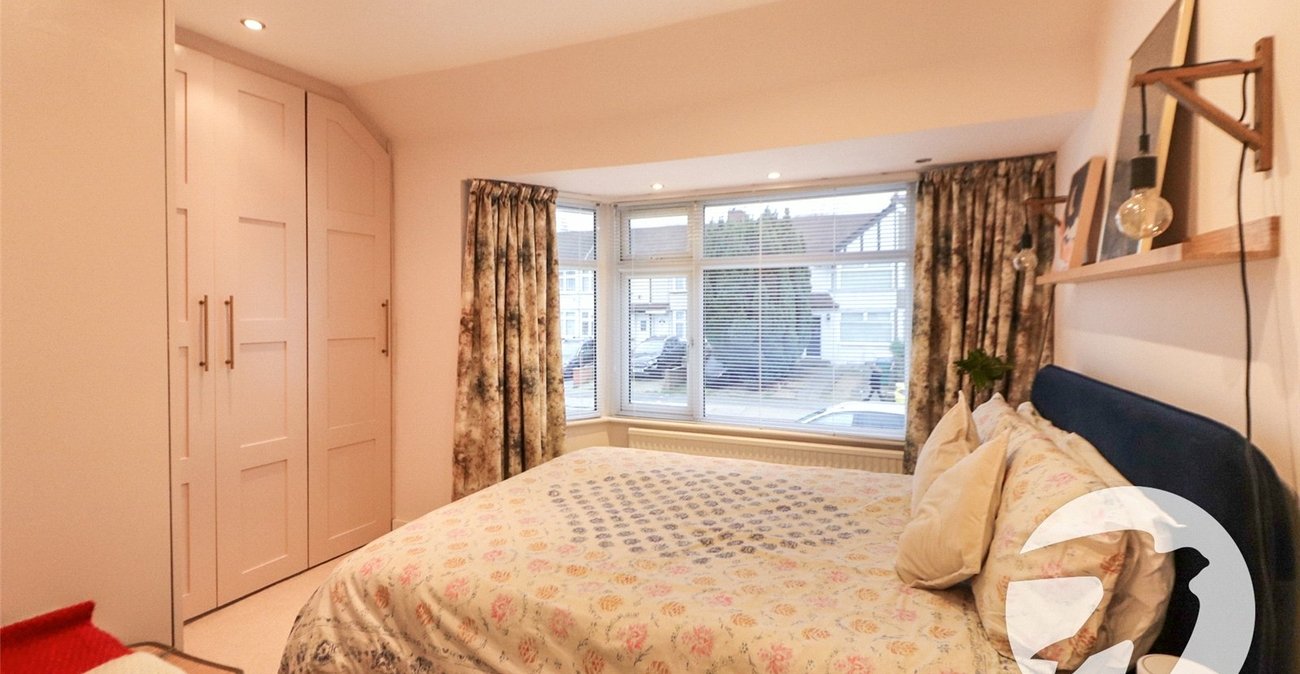 2 bedroom house for sale in Barnehurst | Robinson Jackson
