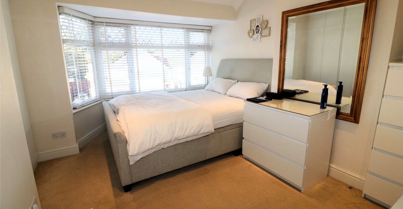 2 bedroom house for sale in Barnehurst | Robinson Jackson