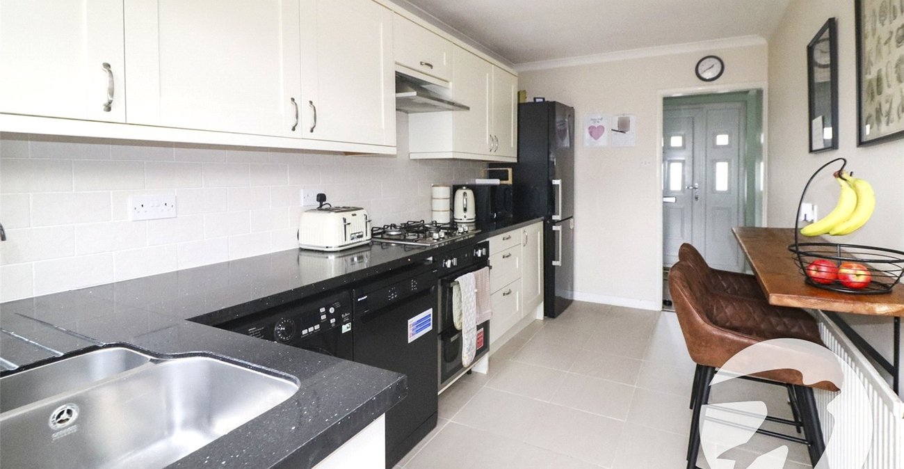 2 bedroom house for sale in Barnehurst | Robinson Jackson