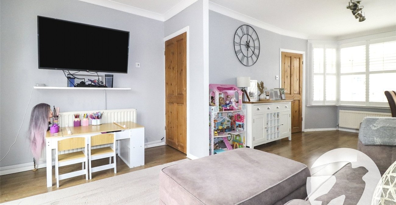 2 bedroom house for sale in Barnehurst | Robinson Jackson