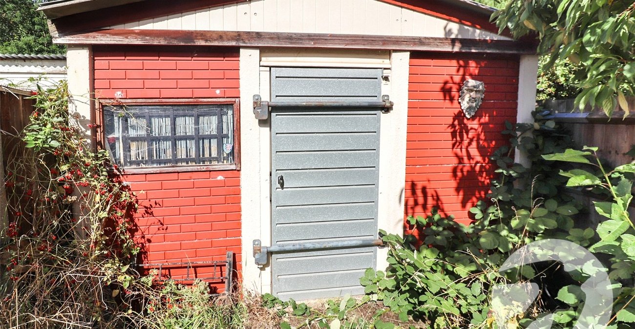 2 bedroom house for sale in Bexleyheath | Robinson Jackson