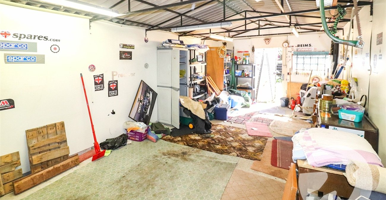 2 bedroom house for sale in Bexleyheath | Robinson Jackson