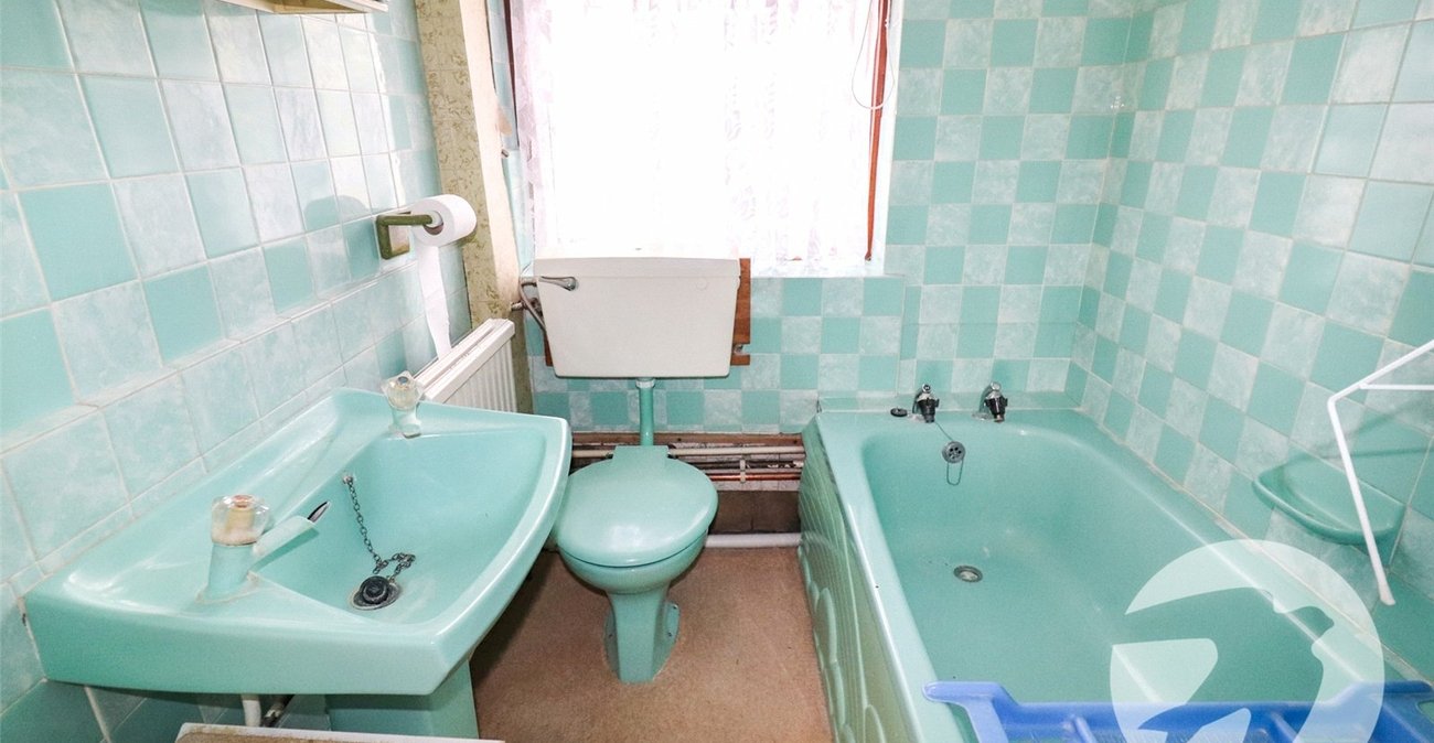 2 bedroom house for sale in Bexleyheath | Robinson Jackson