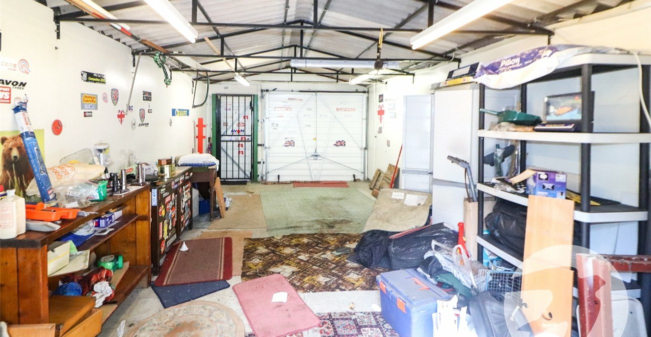 2 bedroom house for sale in Bexleyheath | Robinson Jackson