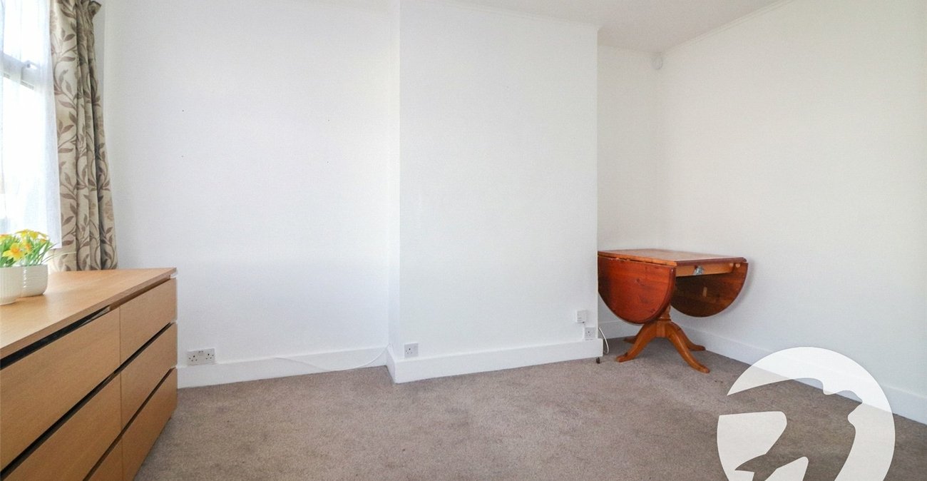 2 bedroom house for sale in Bexleyheath | Robinson Jackson