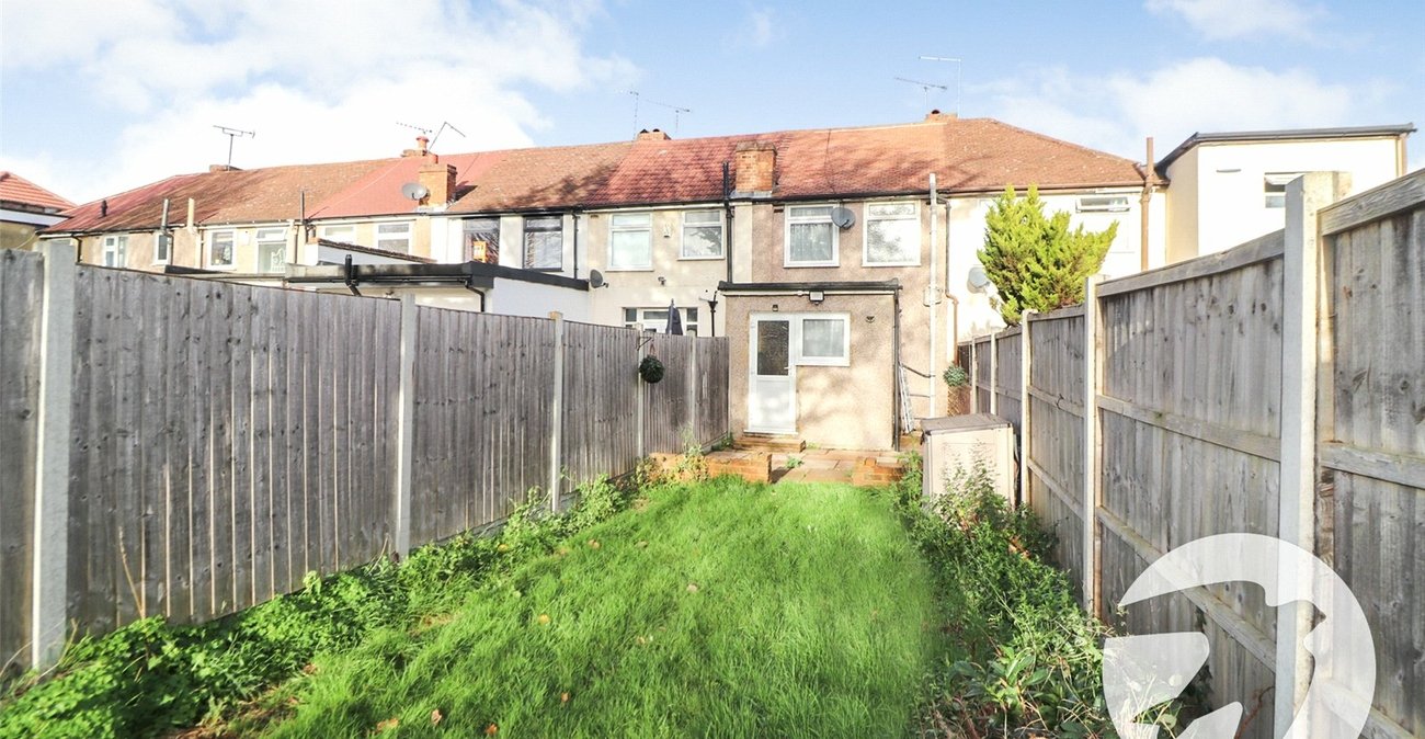 2 bedroom house for sale in Bexleyheath | Robinson Jackson