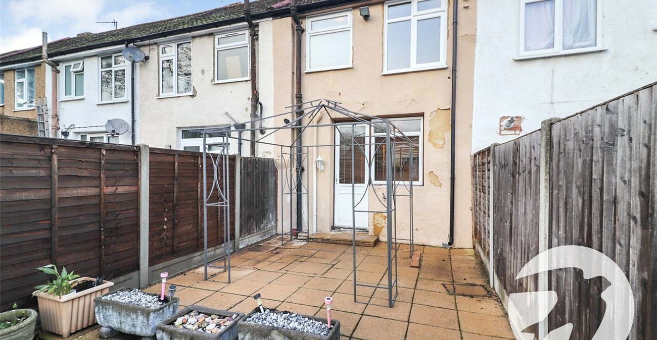 2 bedroom house for sale in Bexleyheath | Robinson Jackson