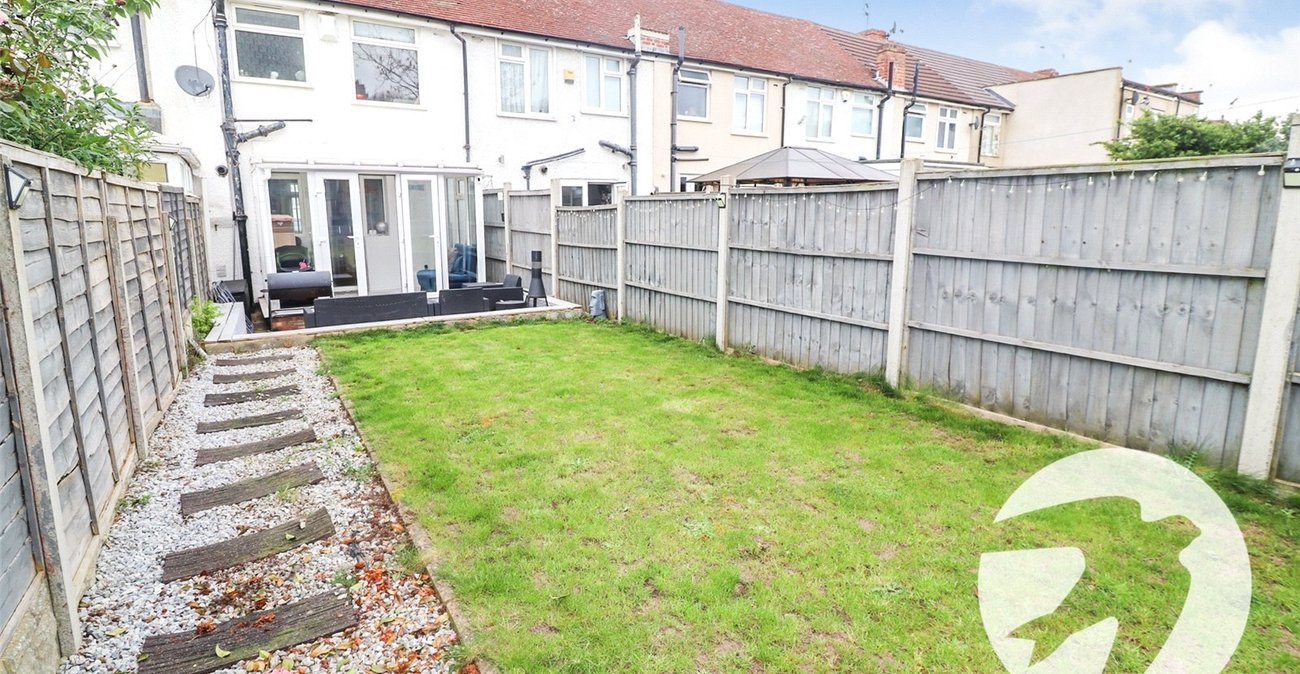 2 bedroom house for sale in Bexleyheath | Robinson Jackson