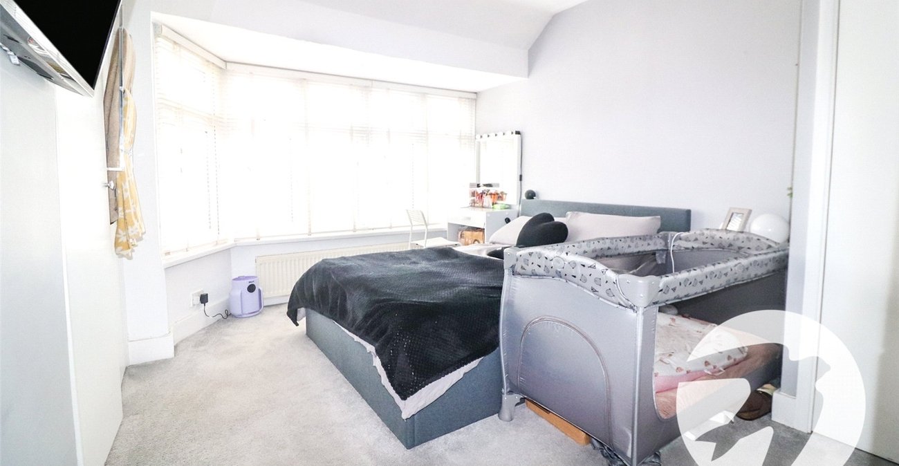 2 bedroom house for sale in Bexleyheath | Robinson Jackson