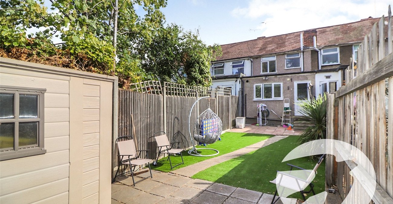 2 bedroom house for sale in Bexleyheath | Robinson Jackson