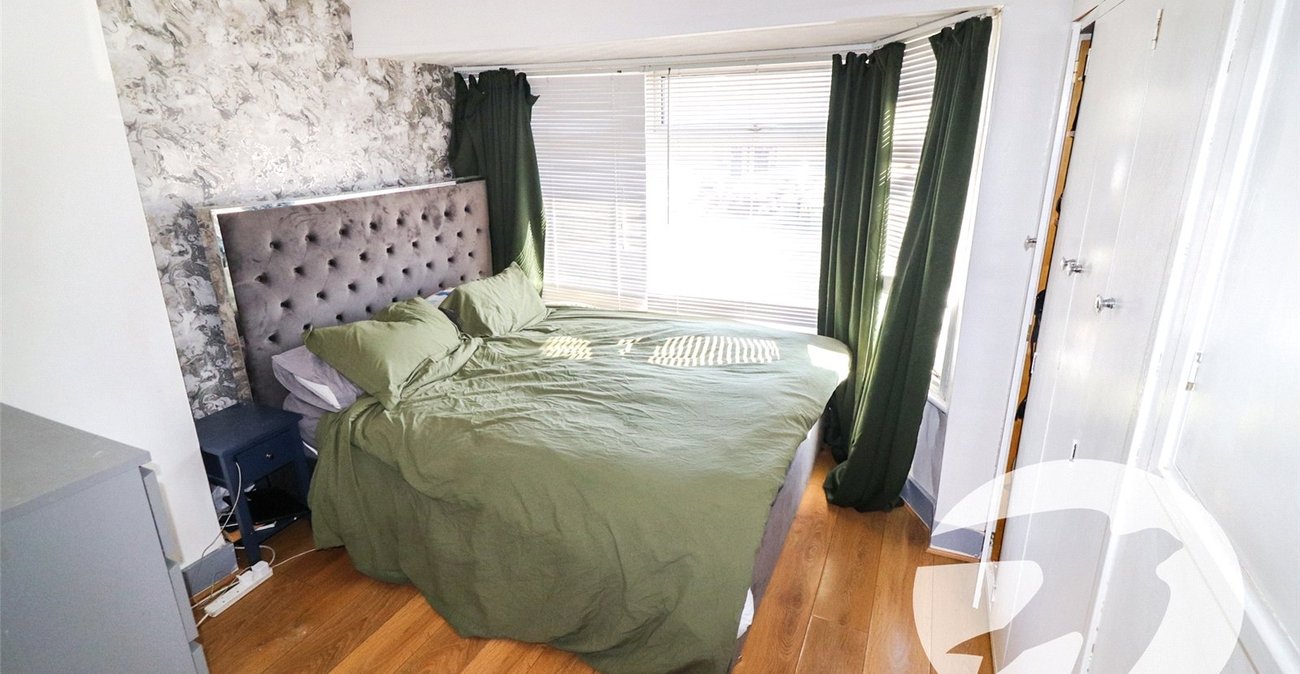 2 bedroom house for sale in Bexleyheath | Robinson Jackson