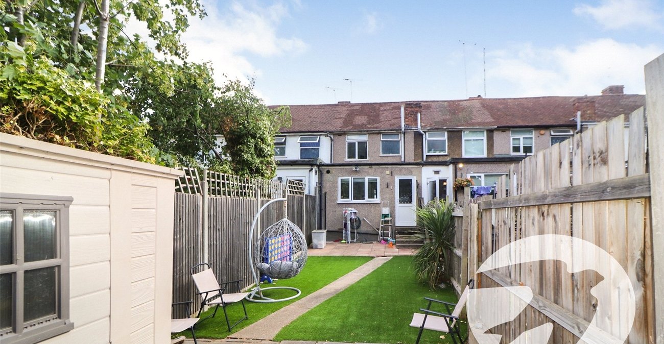 2 bedroom house for sale in Bexleyheath | Robinson Jackson