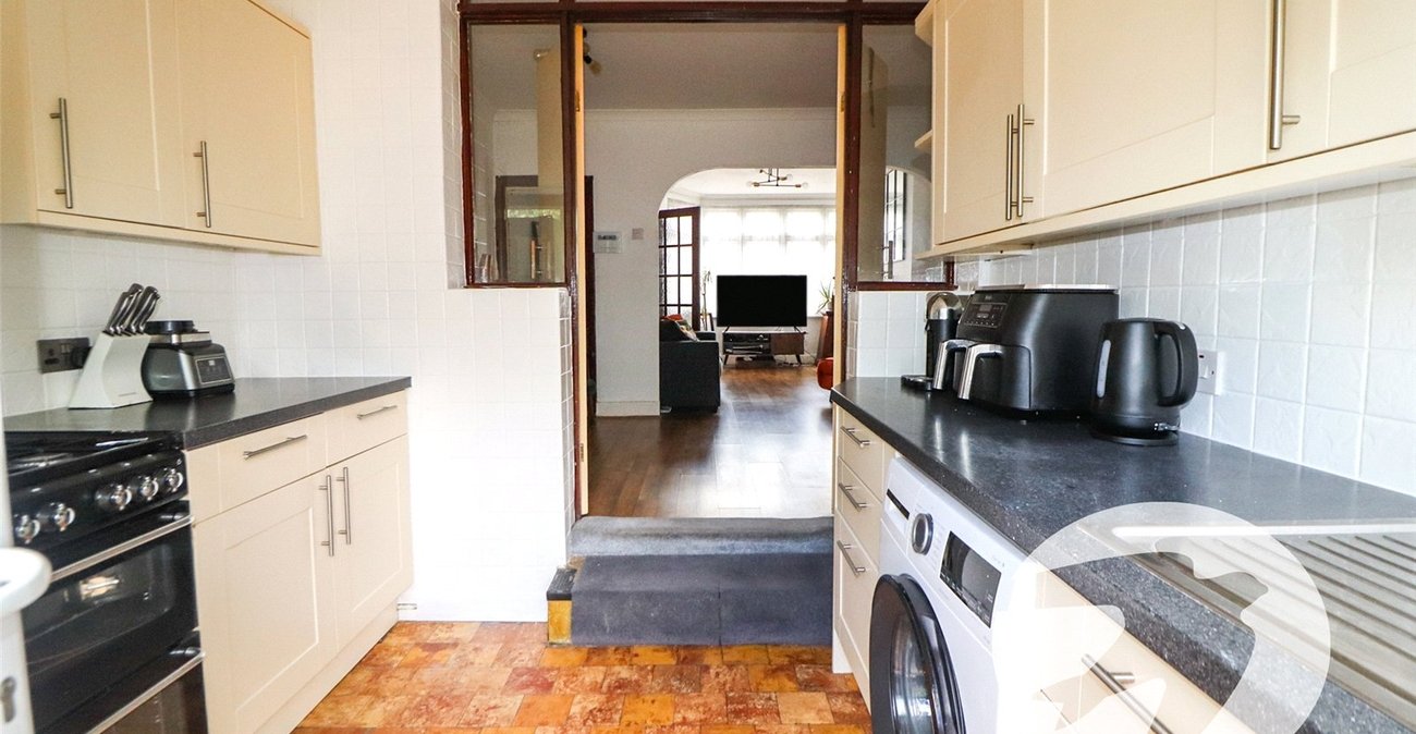 2 bedroom house for sale in Bexleyheath | Robinson Jackson