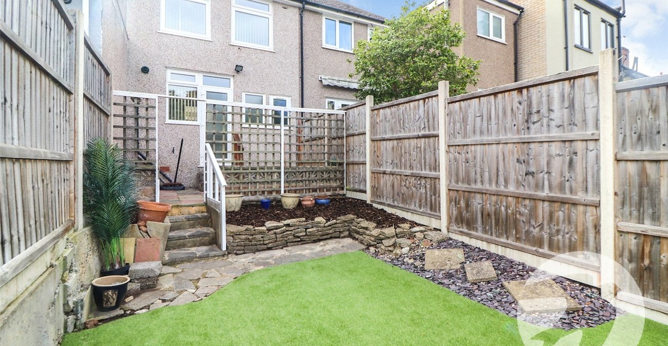 3 bedroom house for sale in Bexleyheath | Robinson Jackson