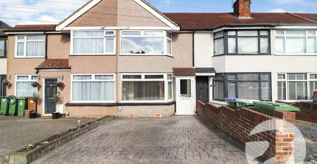 3 bedroom house for sale in Bexleyheath | Robinson Jackson