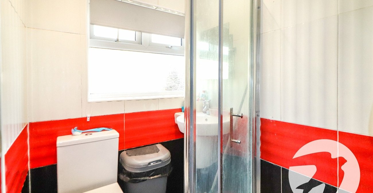 2 bedroom property for sale in Bexleyheath | Robinson Jackson