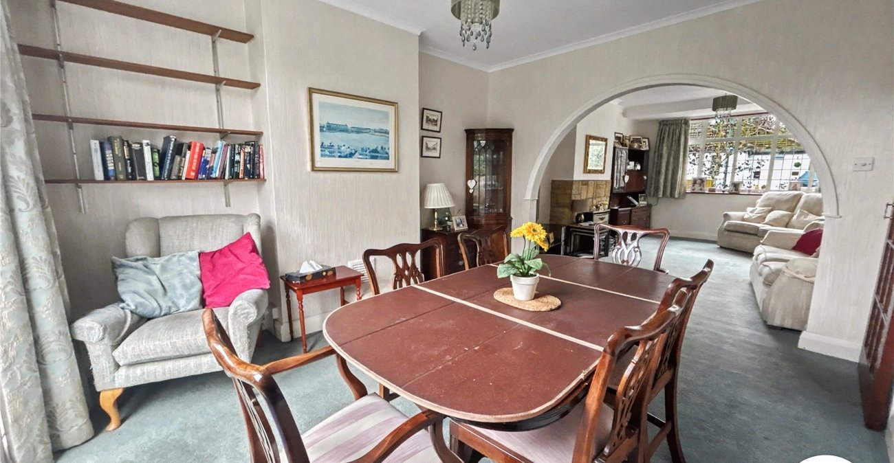 3 bedroom house for sale in Sidcup | Robinson Jackson