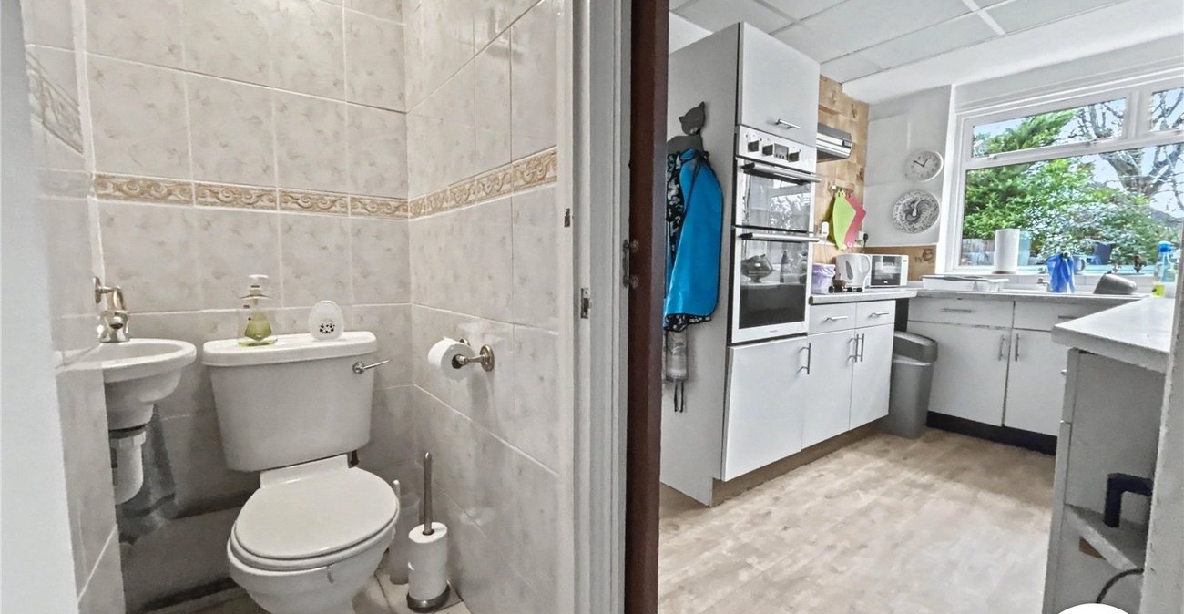 3 bedroom house for sale in Sidcup | Robinson Jackson