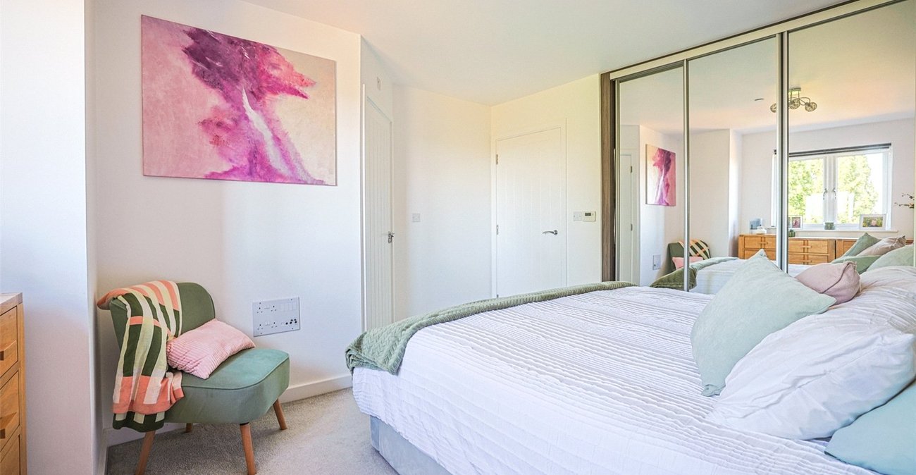 3 bedroom house for sale in Northfleet | Robinson Michael & Jackson