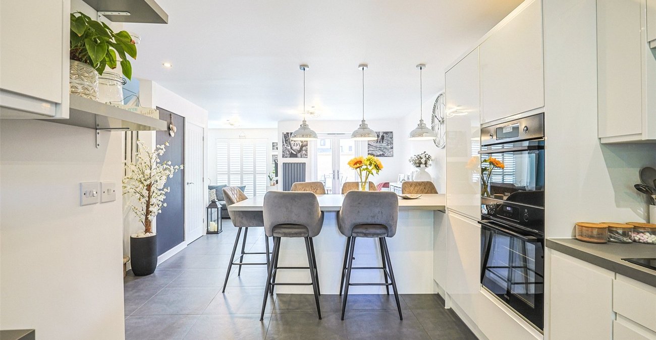 3 bedroom house for sale in Northfleet | Robinson Michael & Jackson