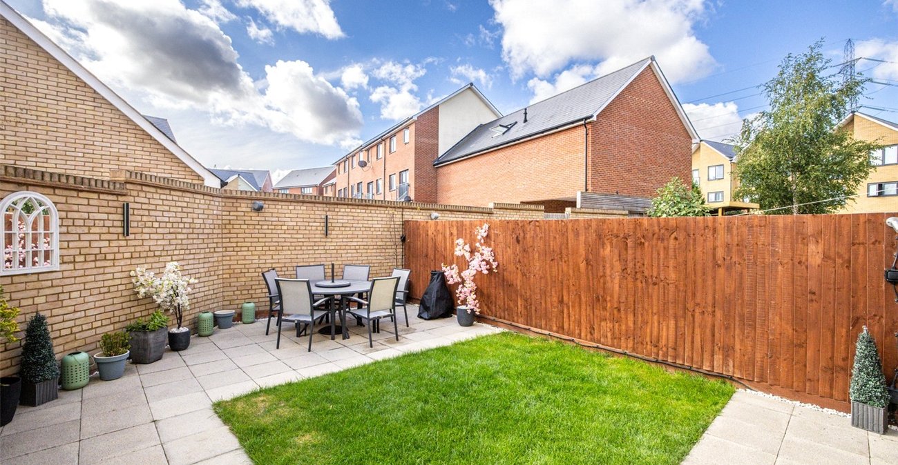 3 bedroom house for sale in Northfleet | Robinson Michael & Jackson