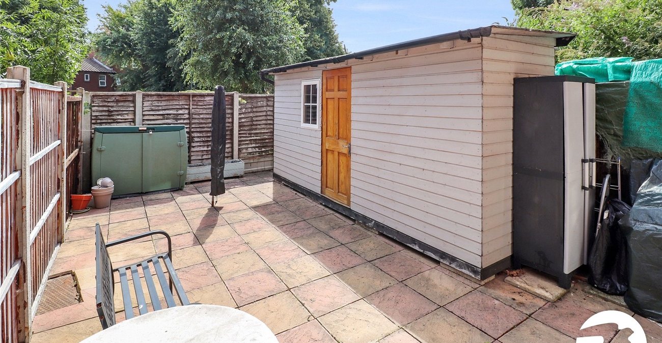 3 bedroom property for sale in Erith | Robinson Jackson