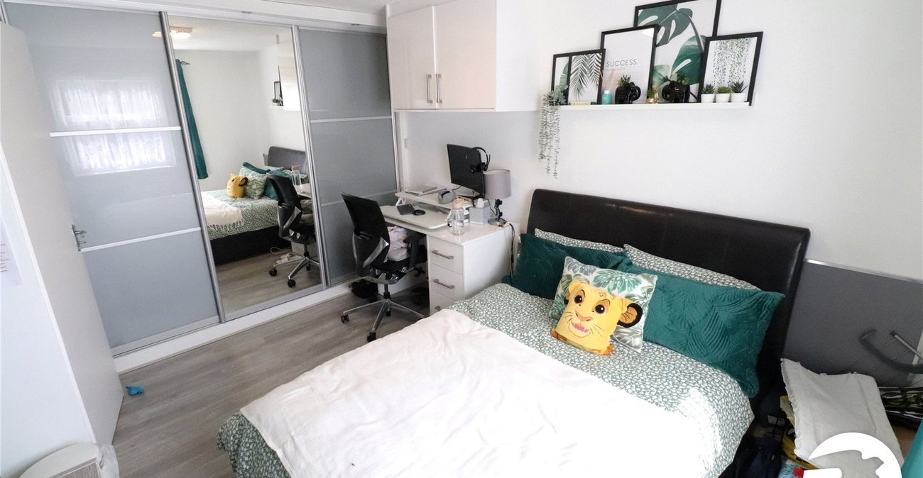 3 bedroom property for sale in Erith | Robinson Jackson