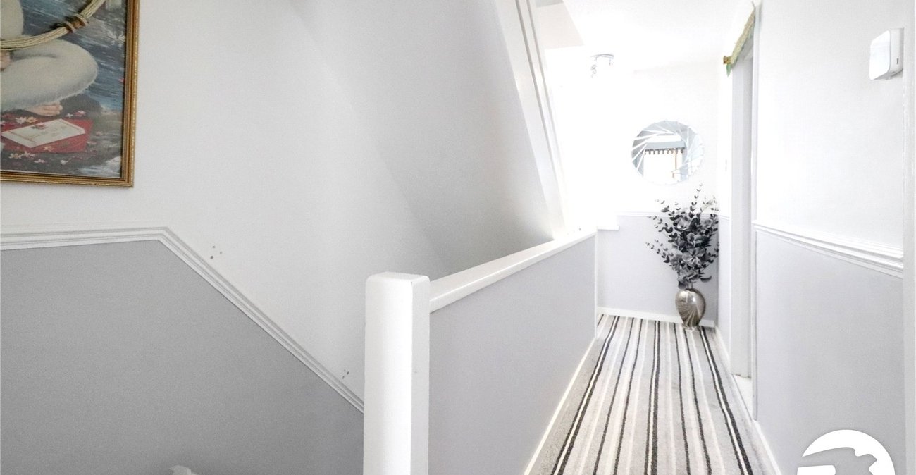 3 bedroom property for sale in Erith | Robinson Jackson