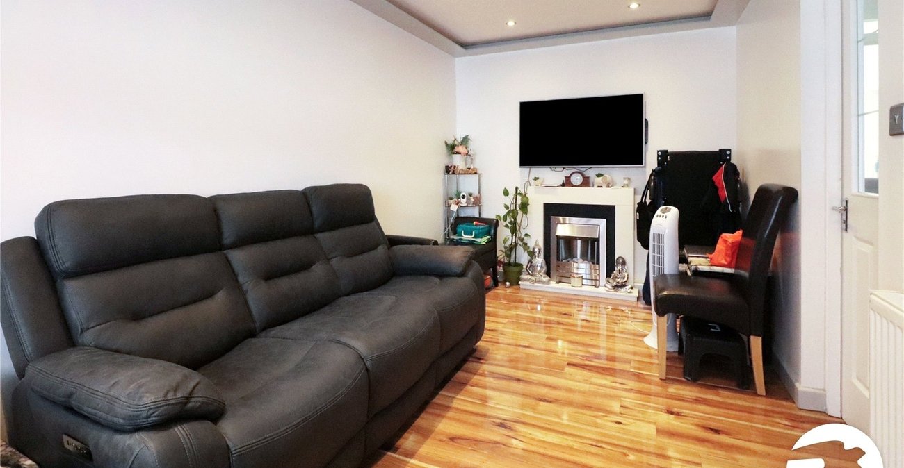 3 bedroom property for sale in Erith | Robinson Jackson