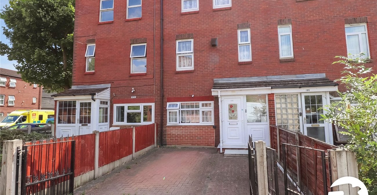 3 bedroom property for sale in Erith | Robinson Jackson