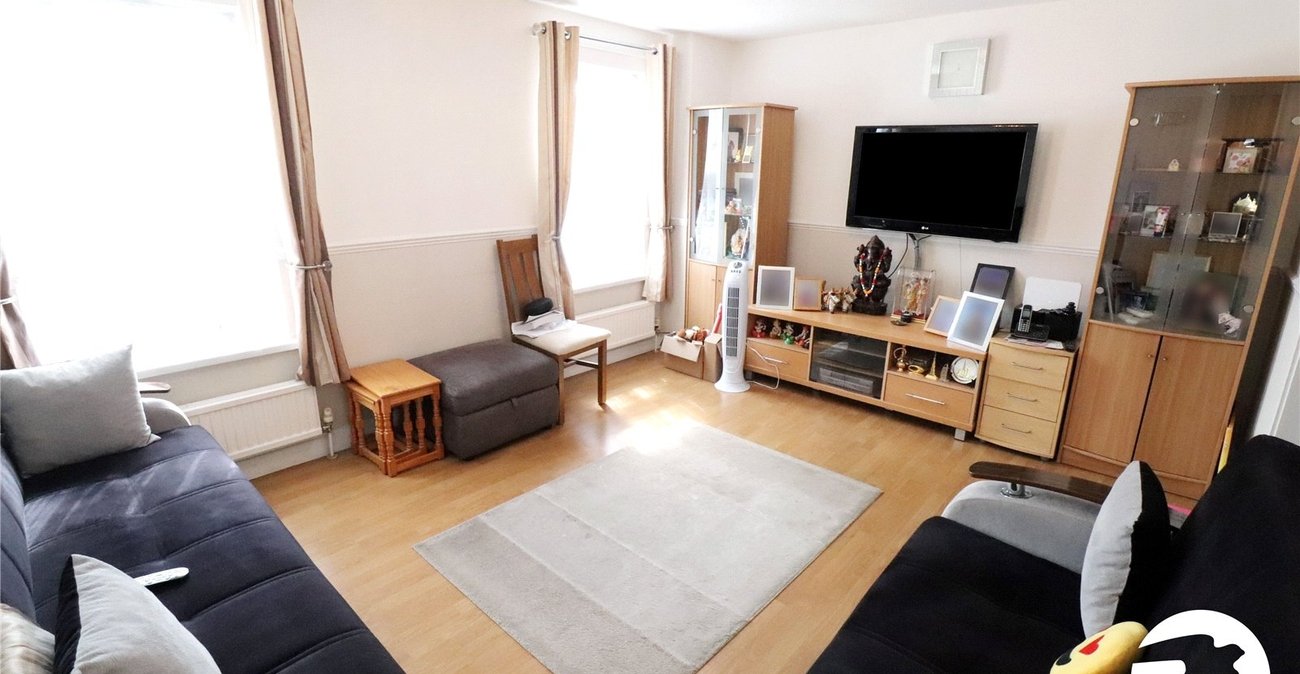 3 bedroom property for sale in Erith | Robinson Jackson