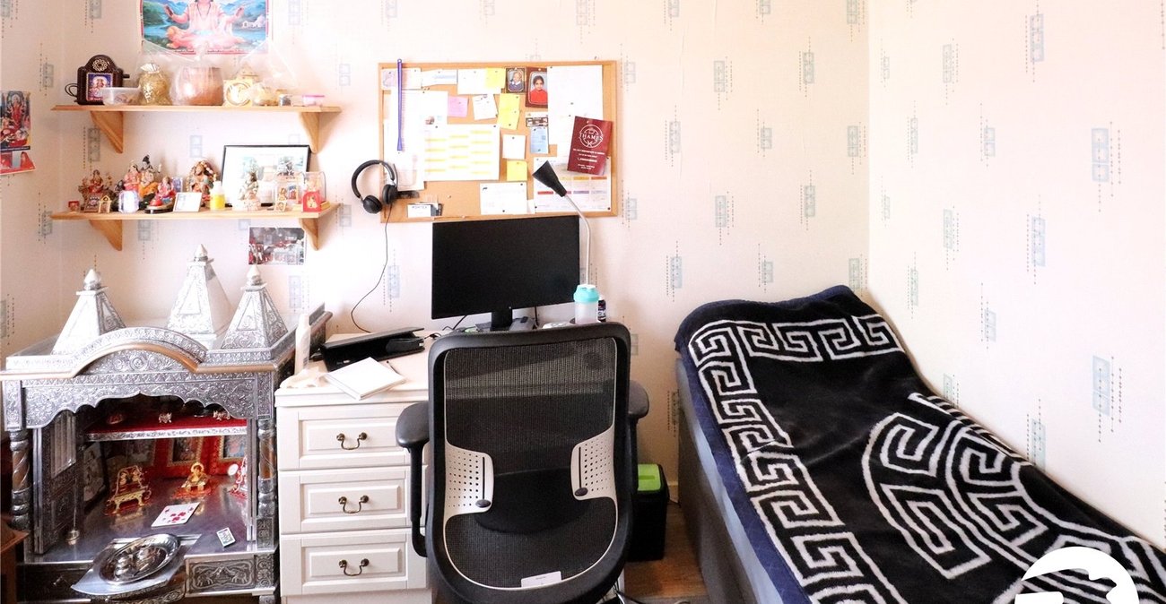 3 bedroom property for sale in Erith | Robinson Jackson