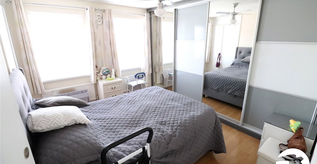 3 bedroom property for sale in Erith | Robinson Jackson