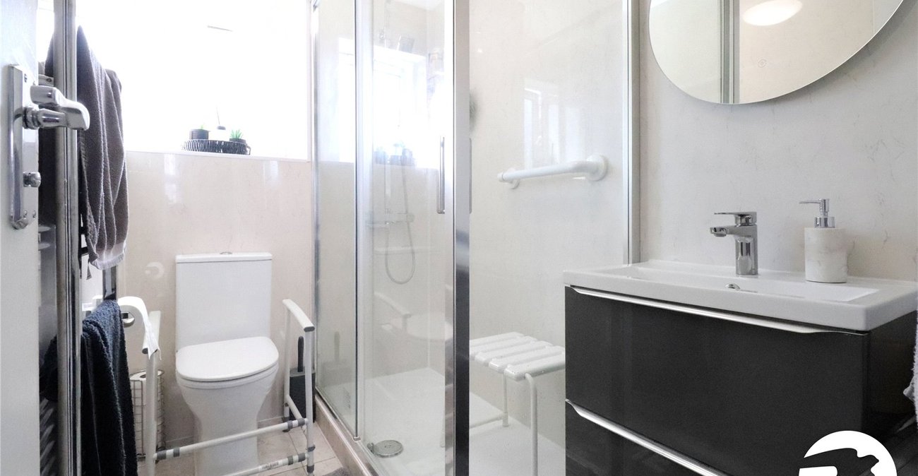 3 bedroom property for sale in Erith | Robinson Jackson