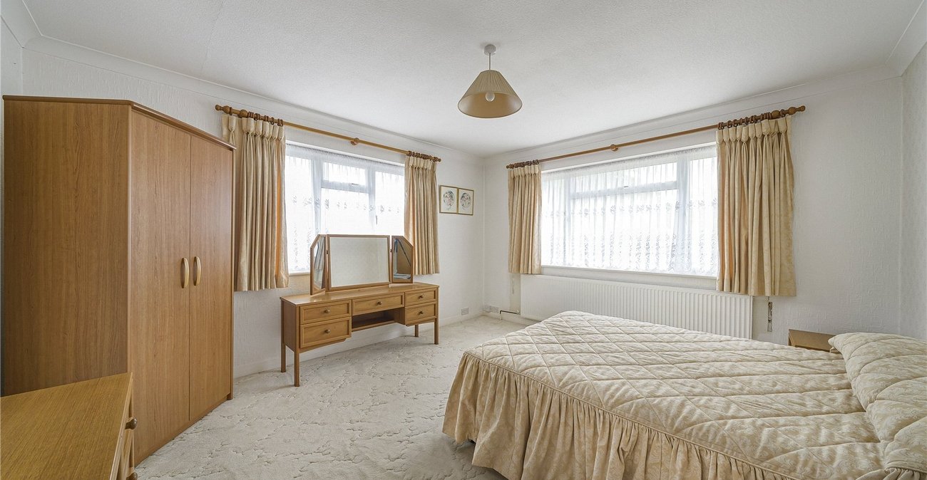 4 bedroom house for sale in Bexley | Robinson Jackson