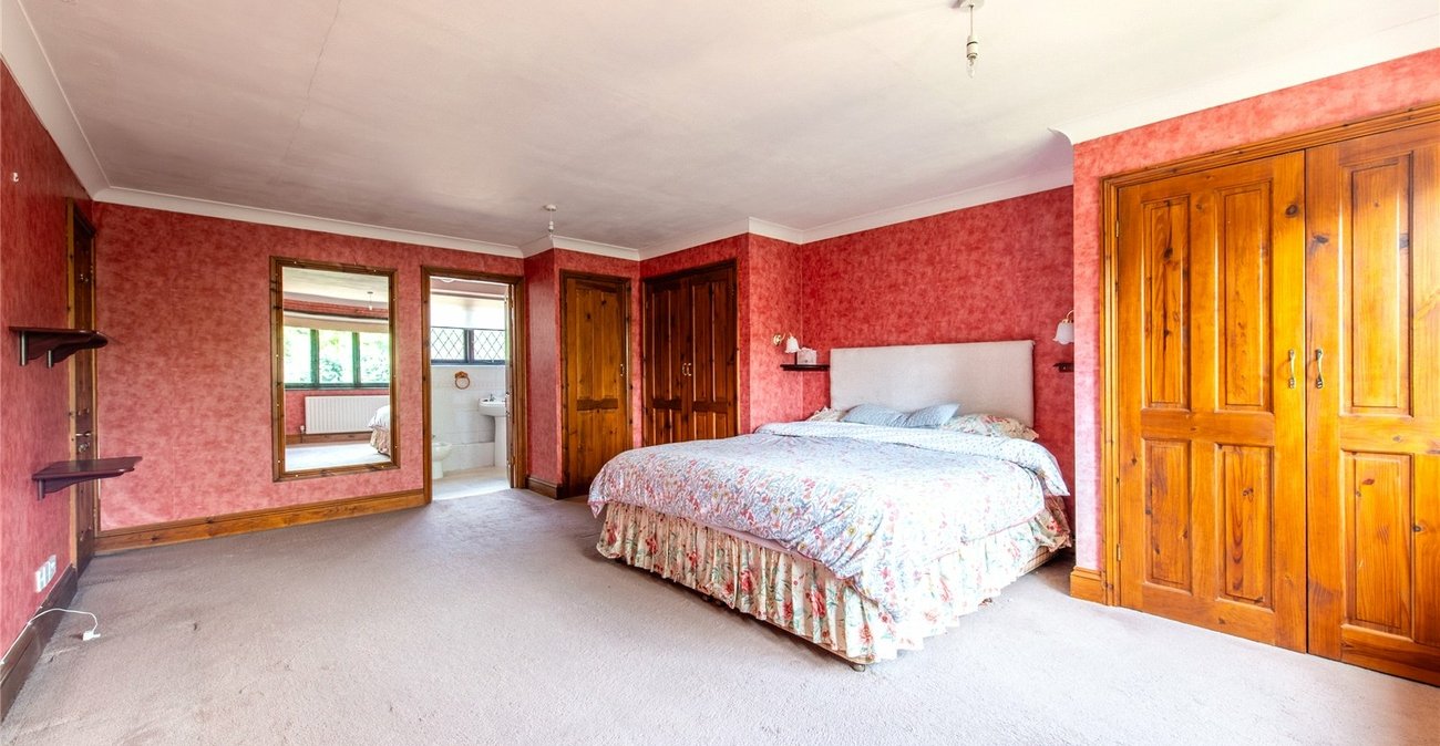 5 bedroom house for sale in Gravesend | Robinson Michael & Jackson