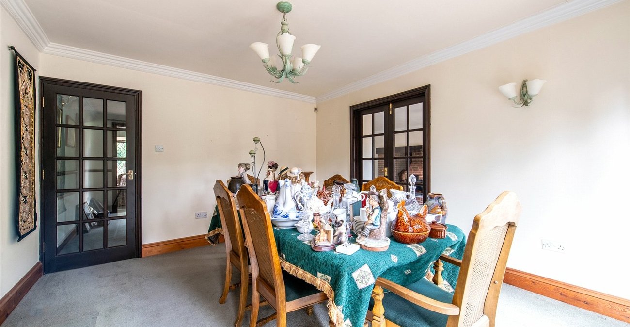 5 bedroom house for sale in Gravesend | Robinson Michael & Jackson